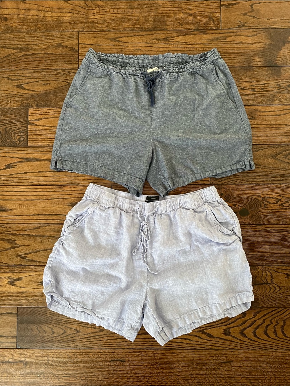 Tahari Blue and Light Blue Linen-Blend Shorts (Pair)